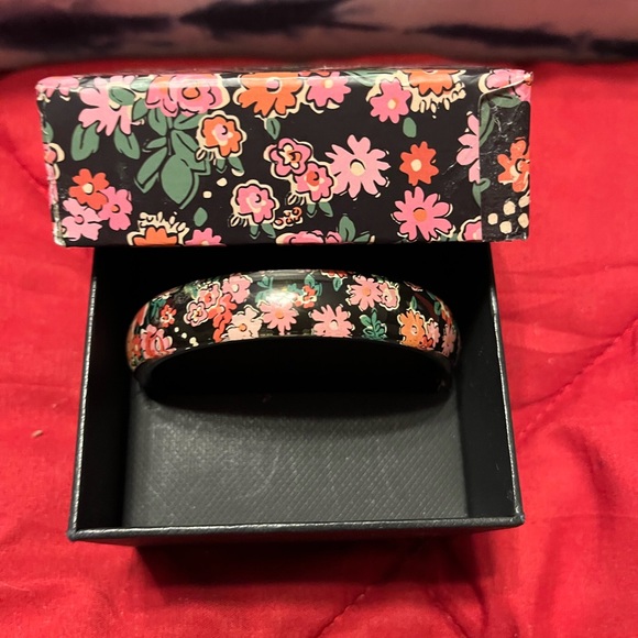 NWT in Box Coach Black Floral Resin Bangle - Picture 1 of 10